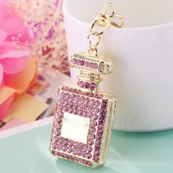 28. Perfume keychain - Picture 5 of 5
